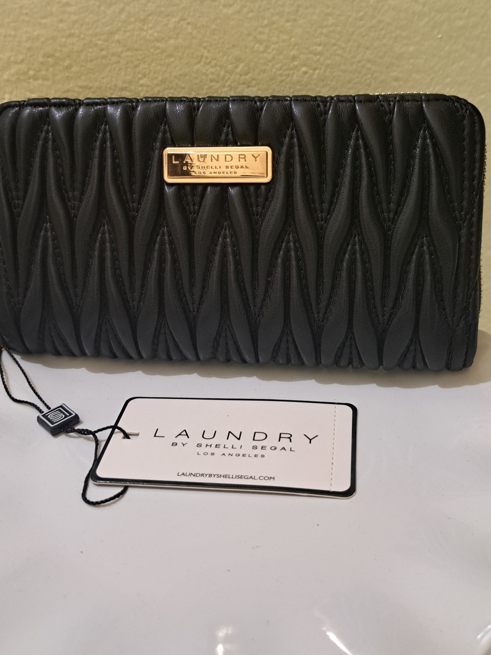 Laundry by Shelli Segal Zip Around Wallet